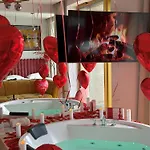Z Jacuzzi I Widokiem Na Odre - Boulevard Drobnera فروتسواف