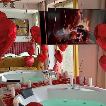 Z Jacuzzi I Widokiem Na Odre - Boulevard Drobnera Вроцлав