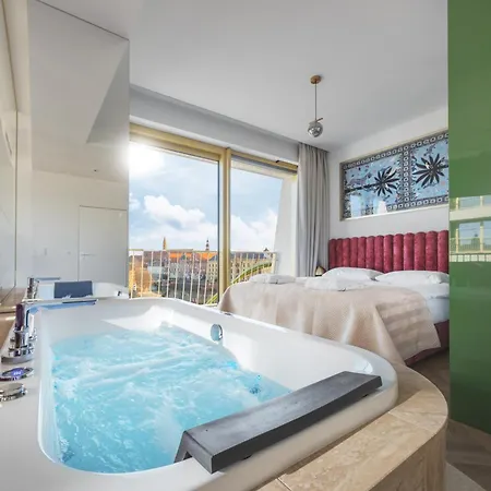 Z Jacuzzi I Widokiem Na Odre - Boulevard Drobnera 4* Breslavia