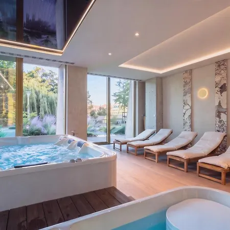 Z Jacuzzi I Widokiem Na Odre - Boulevard Drobnera 4*