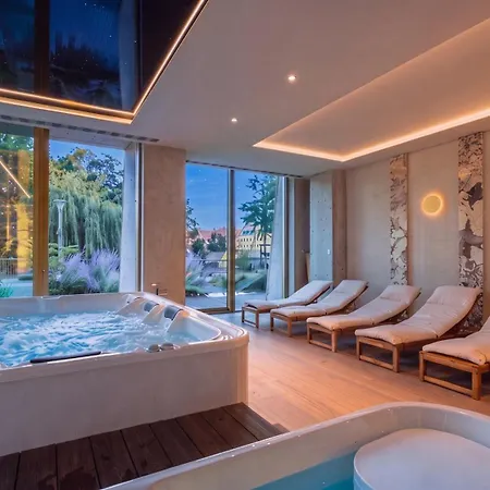 شقة فندقية Z Jacuzzi I Widokiem Na Odre - Boulevard Drobnera فروتسواف