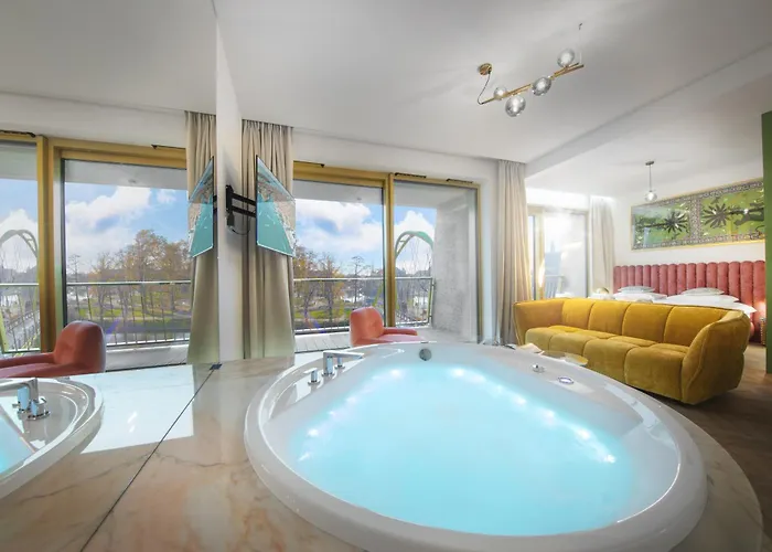 Z Jacuzzi I Widokiem Na Odrę - Boulevard Drobnera Wrocław