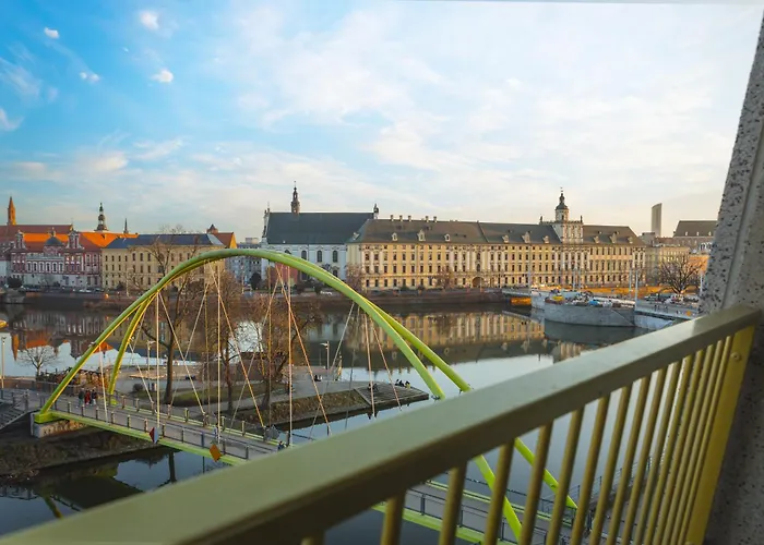 Hotel apartamentowy Z Jacuzzi I Widokiem Na Odrę - Boulevard Drobnera Wrocław