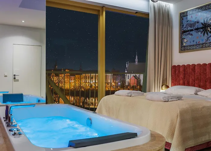 Z Jacuzzi I Widokiem Na Odrę - Boulevard Drobnera Hotel apartamentowy Wrocław